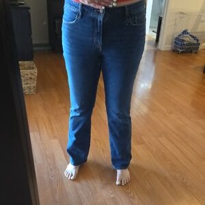 Old Navy Women's Straight Leg Jeans in Deep Blue